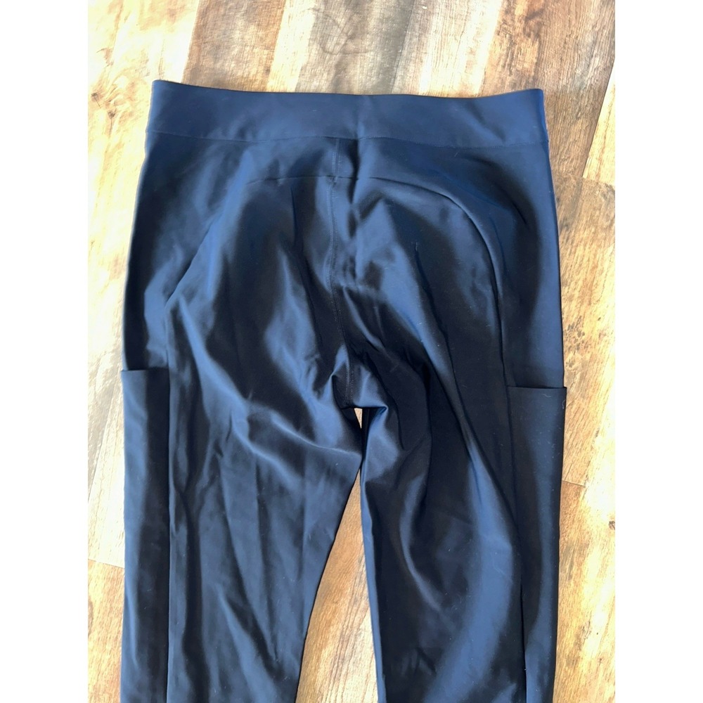 Athleta Stellar Crop Trousers in a size 8 Nylon Inseam 26" Blue - Picture 3 of 4